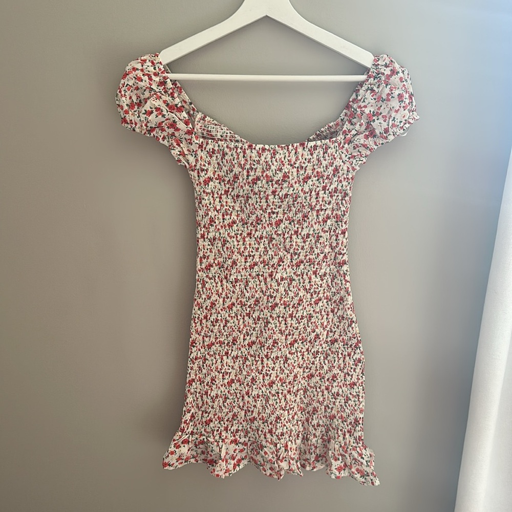Floral Smocked Dress - Picture 15 of 15